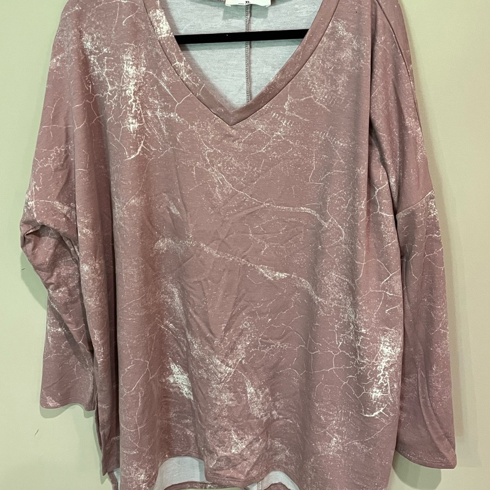 Zenana Outfitters Mauve Marble V-Neck Blouse